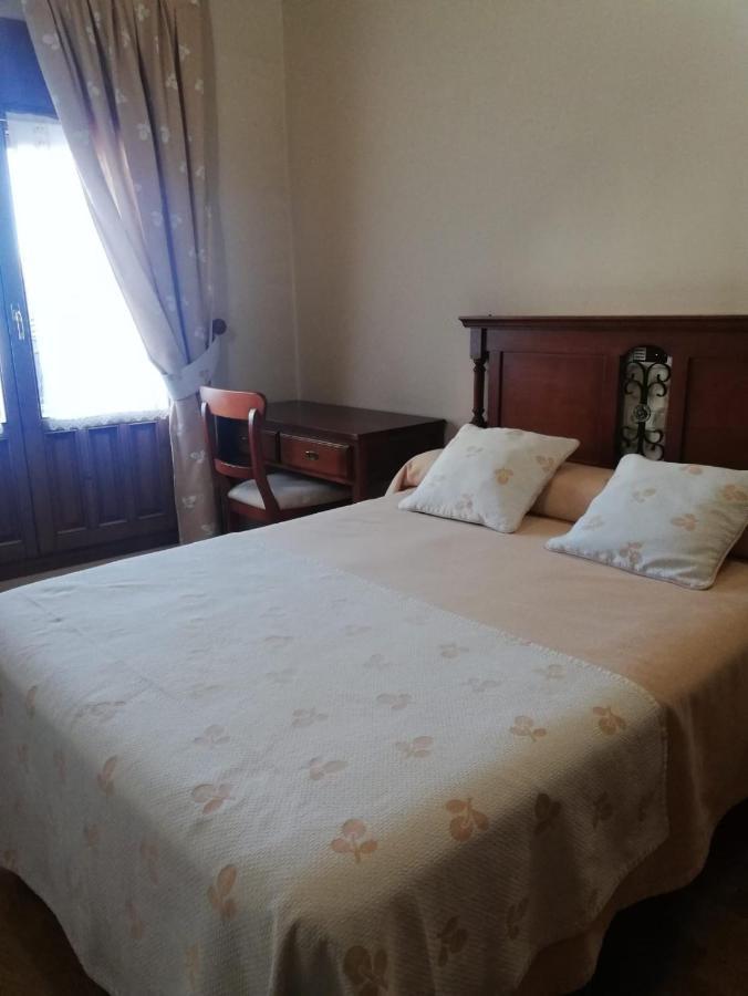 El Rincon Hotel Cuellar Ngoại thất bức ảnh